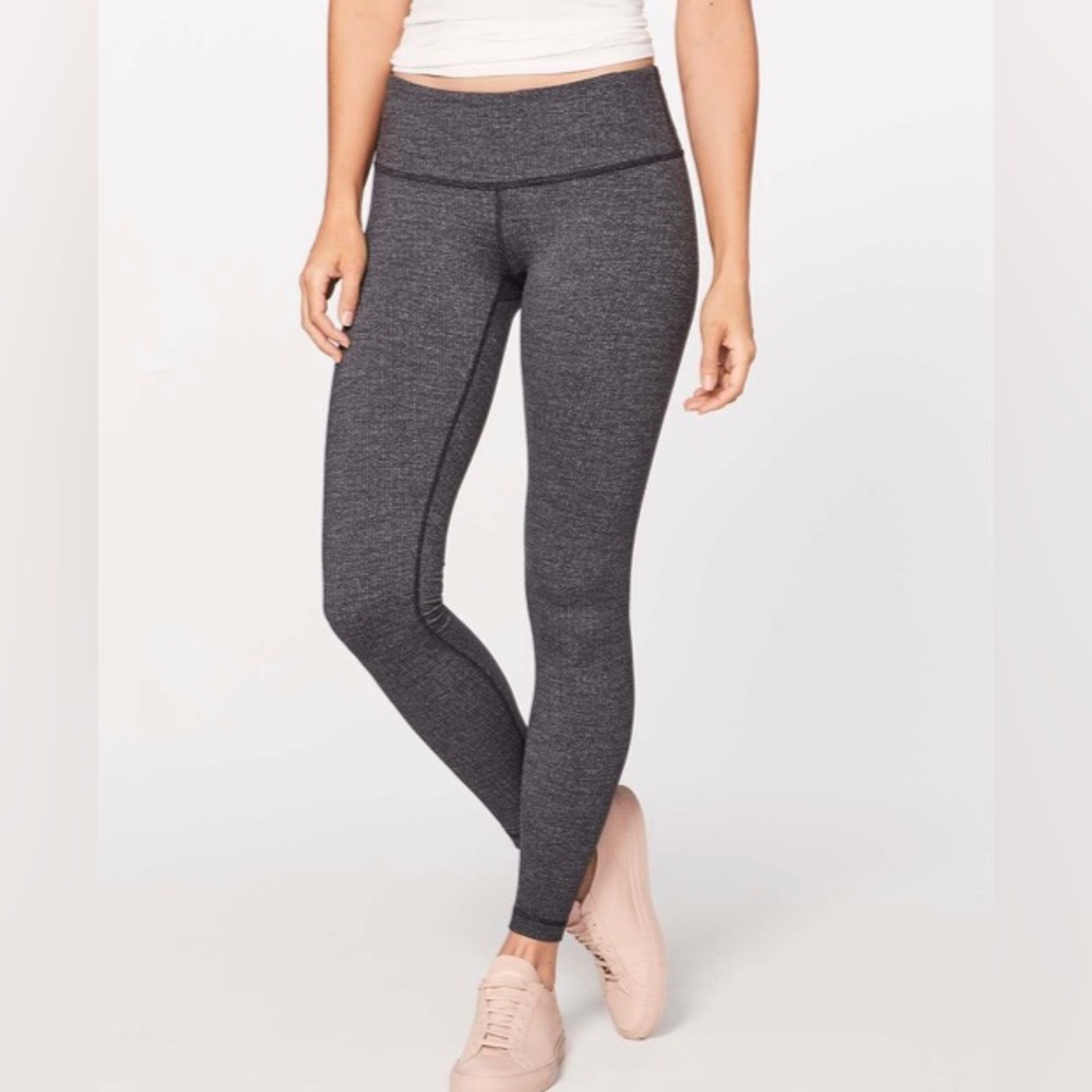 Lululemon Wunder Under Low Rise 28” Size 4